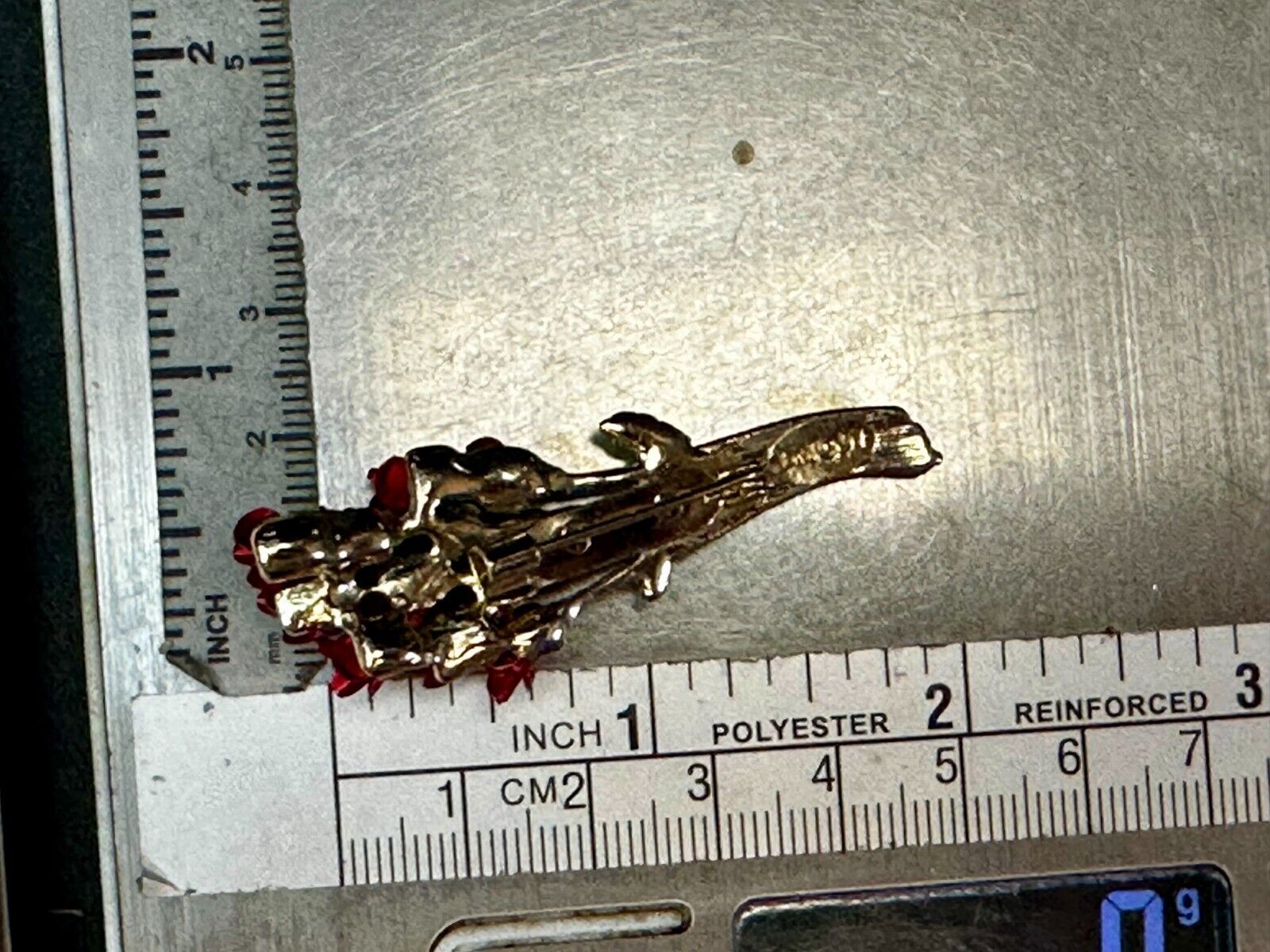 Beautiful Dozen of Red Roses Bouquet Gold Tone Brooch Pin Signed DM 97