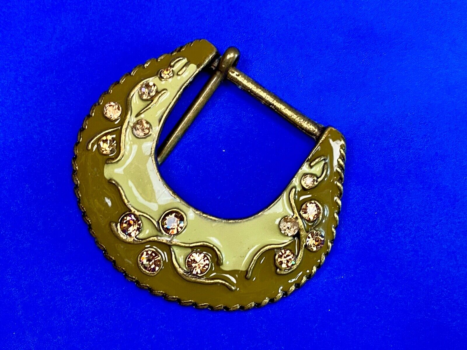 Unique Enameled Ranger Style Women's Rhinestone Accented Belt Buckle