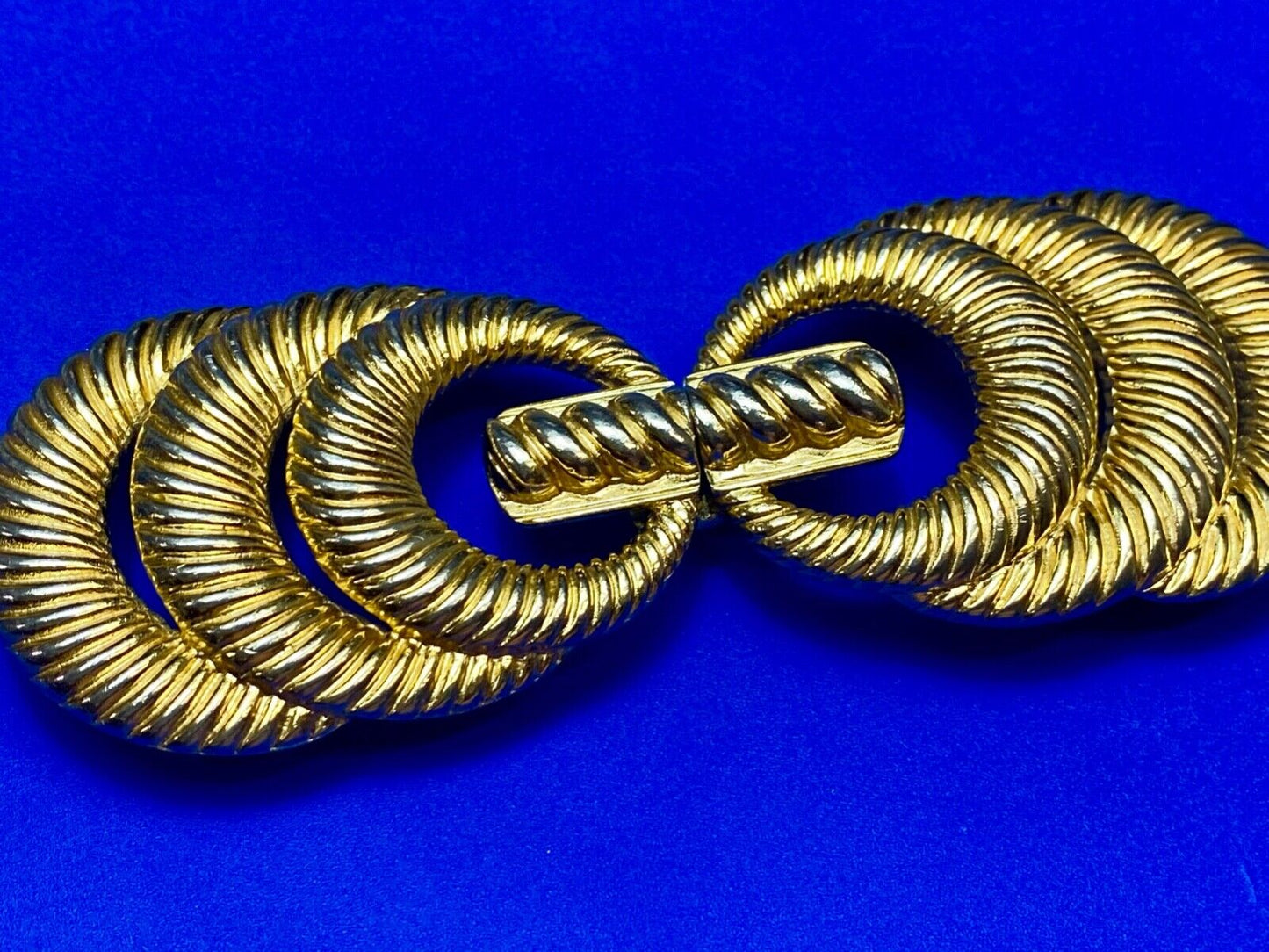 80's Accessocraft NYC Loops - Two piece Interlocking gold color belt buckle