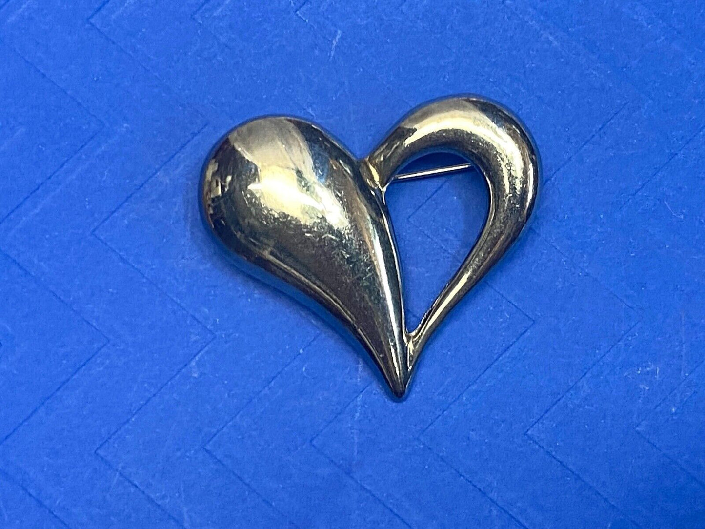 1" Puffed Heart Shaped Sterling Silver 925 Vintage Brooch 