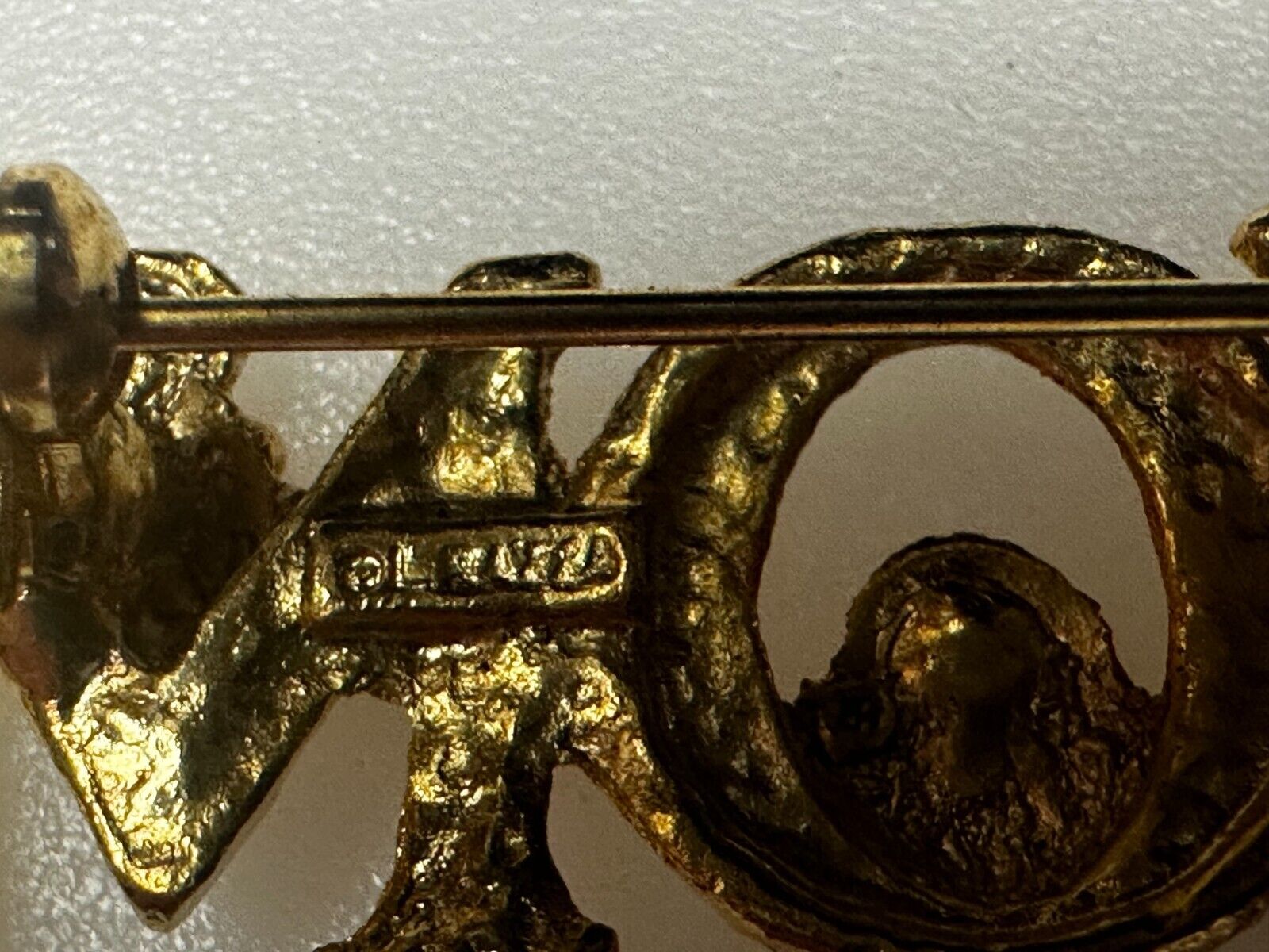 Angel MOM Mothers Day Gift Gold Tone Brooch Pin Signed  L. Razza