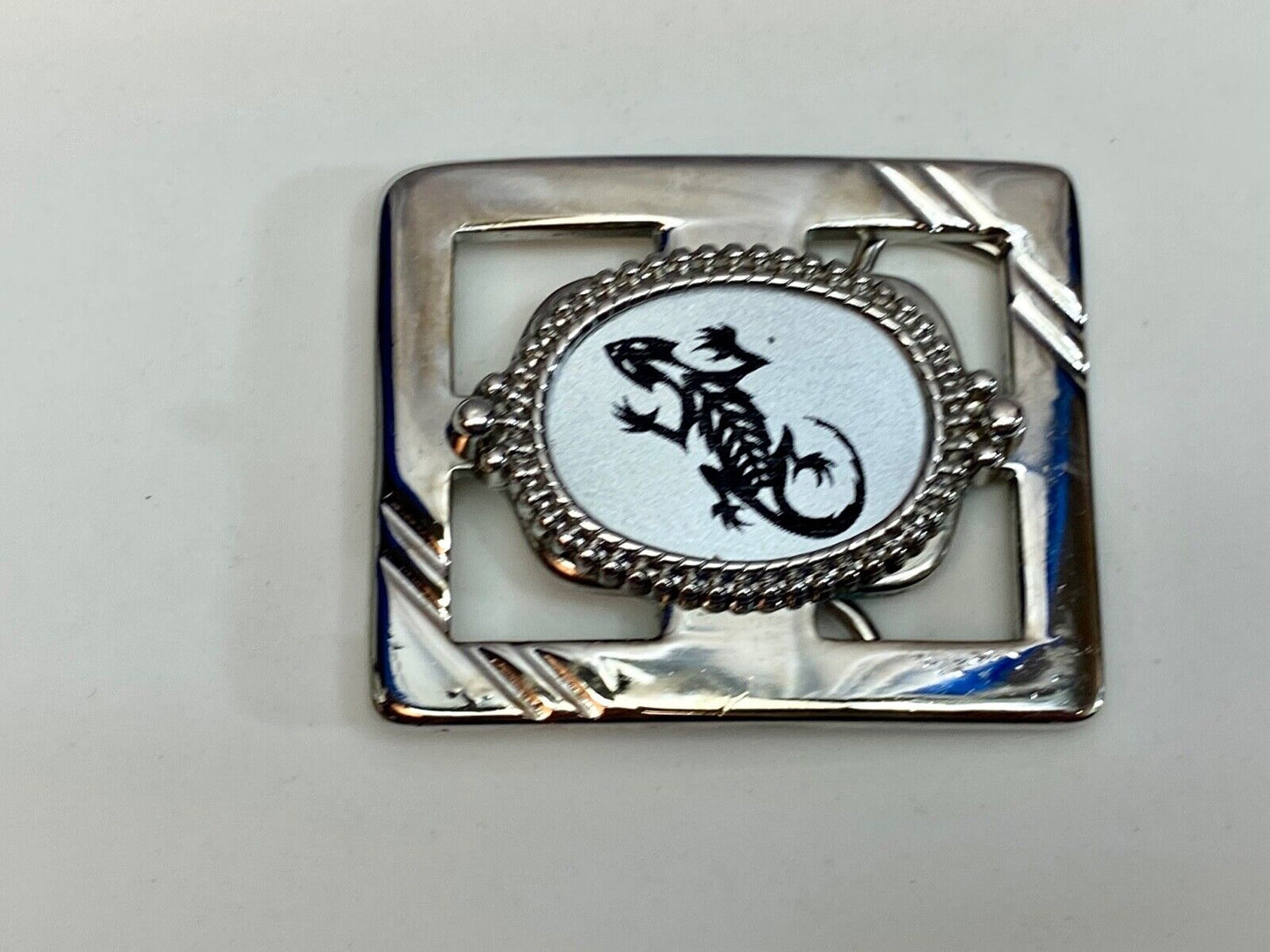 Alligator, Lizard, Reptile Crocodile?  As Centerpiece On See Through Belt Buckle
