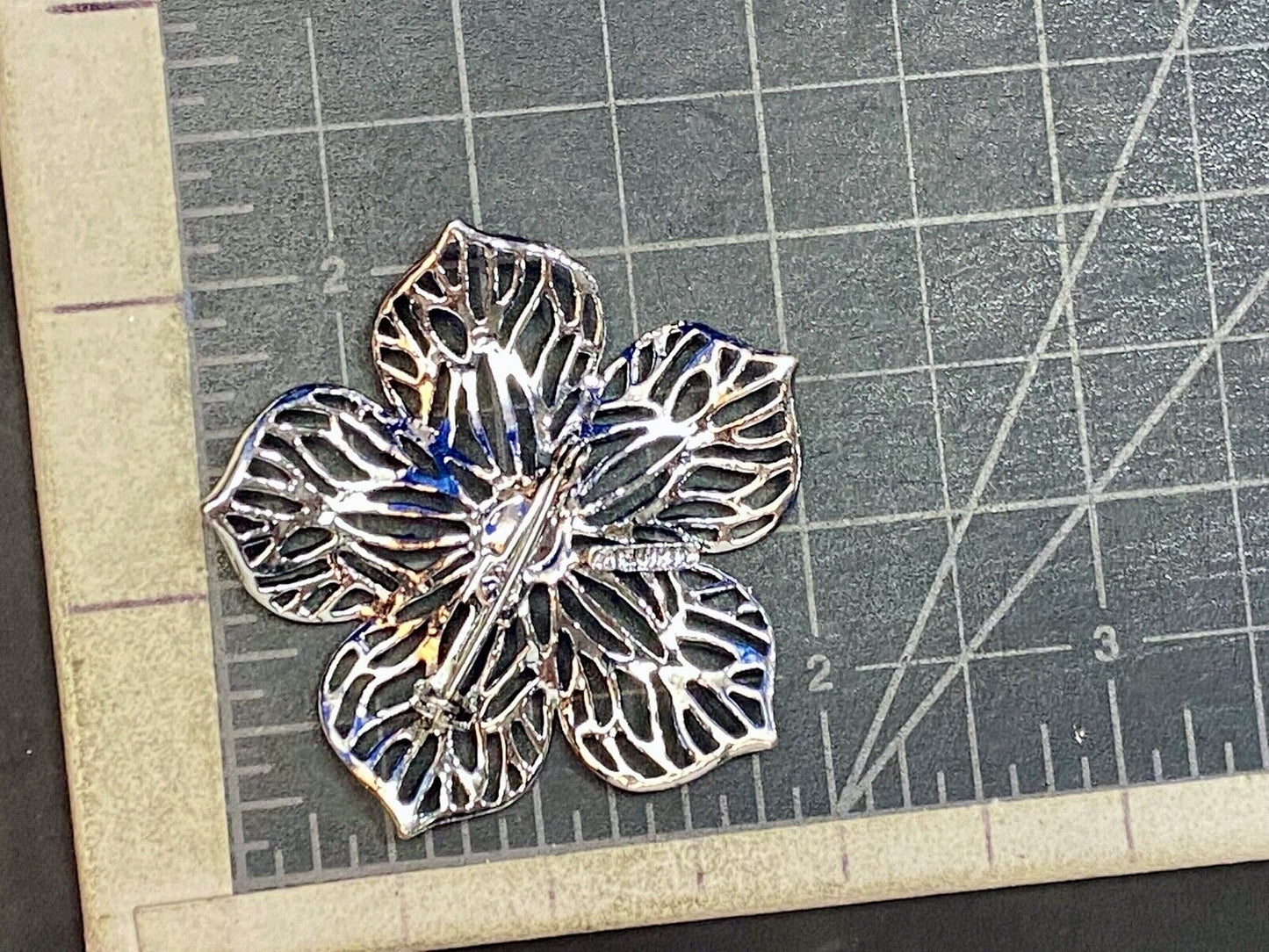 Vintage Gerry's Flower Brooch Pin Silver Tone Open Cut