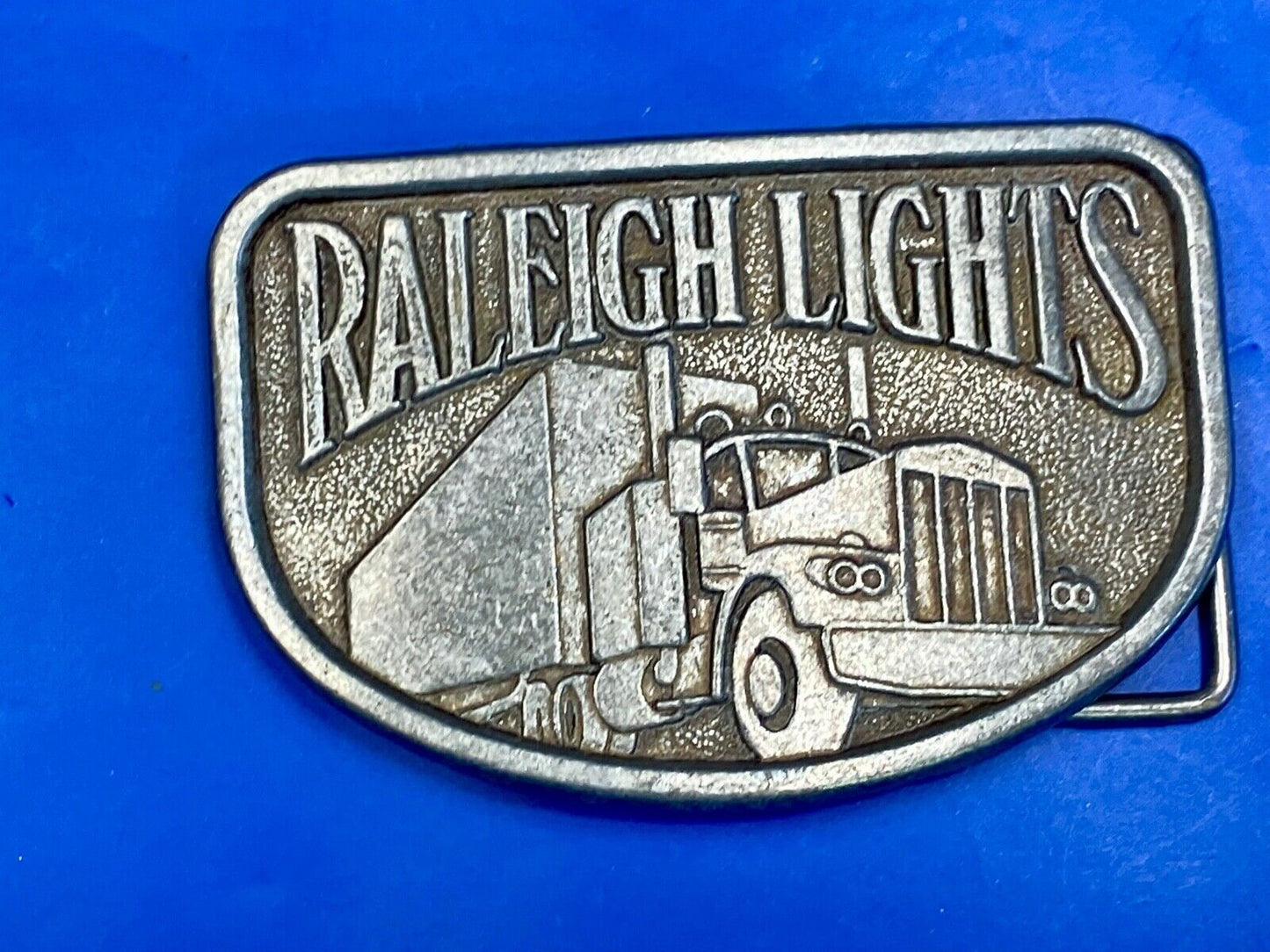 1970S Vintage Raleigh Lights Cigarettes Tobacco Semi Truck Trucker Belt Buckle