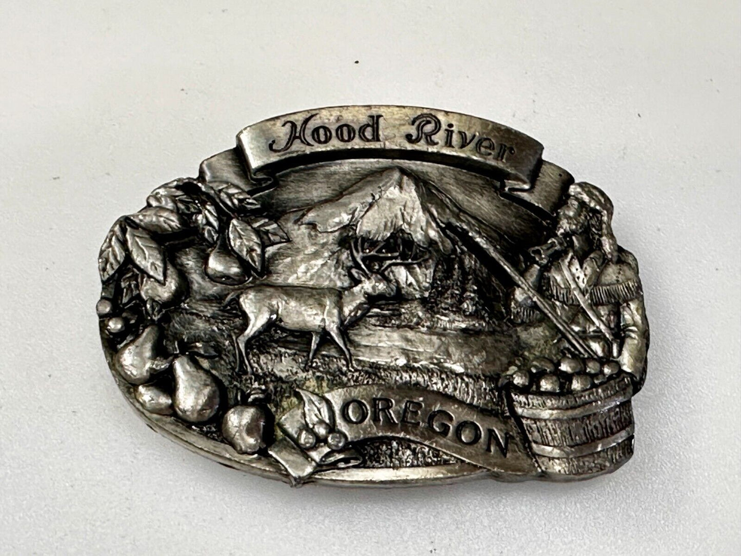 Majestic Mt. Hood River Valley Oregon Scenery Vtg 1981 Commemorative Belt Buckle