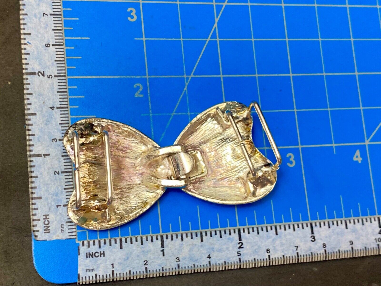 Abstract Bow Tie Shape Two piece Interlocking belt buckle