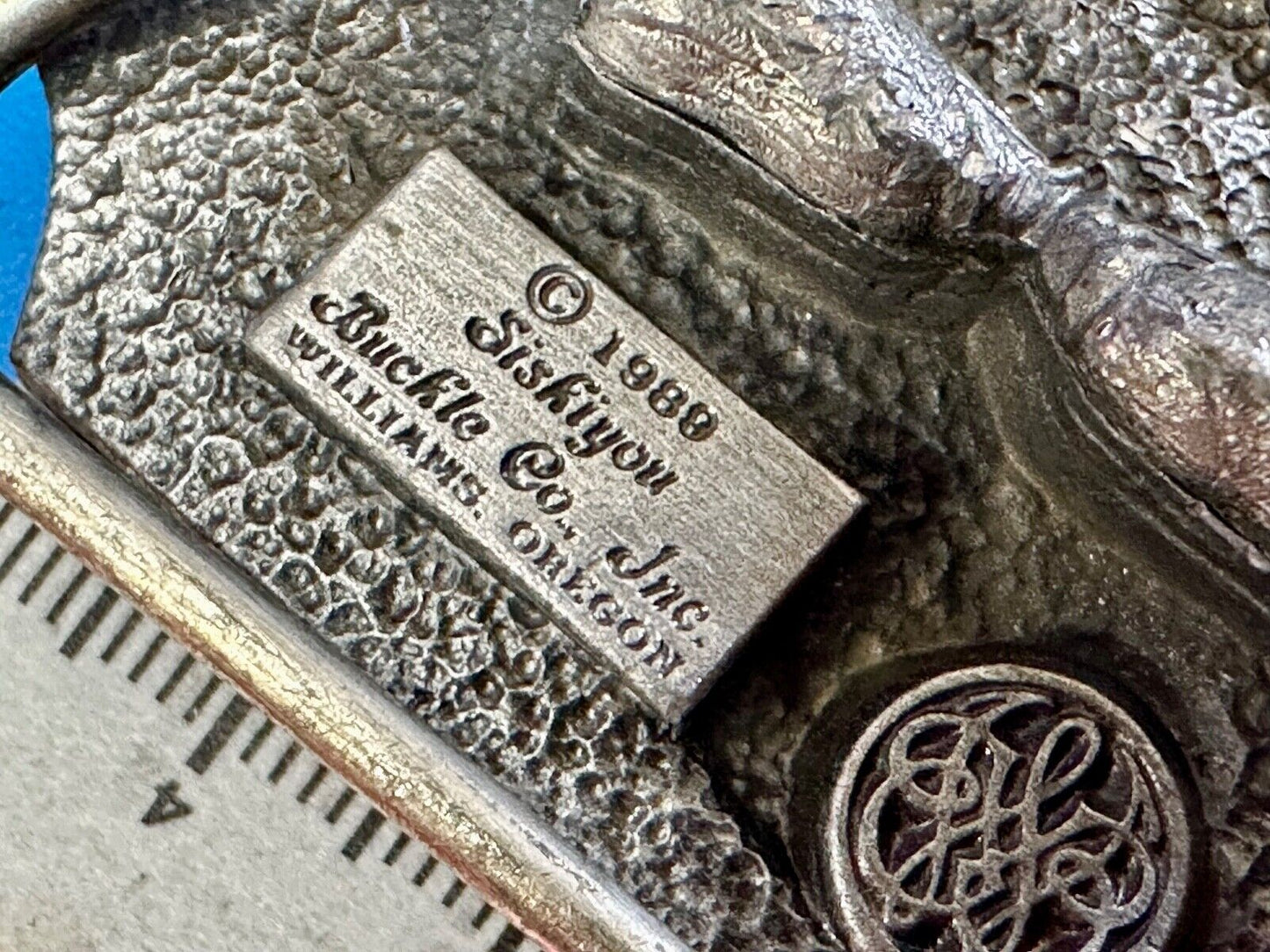 A Bad day fishing better than good day working - Vtg. Siskiyou 1989 belt buckle