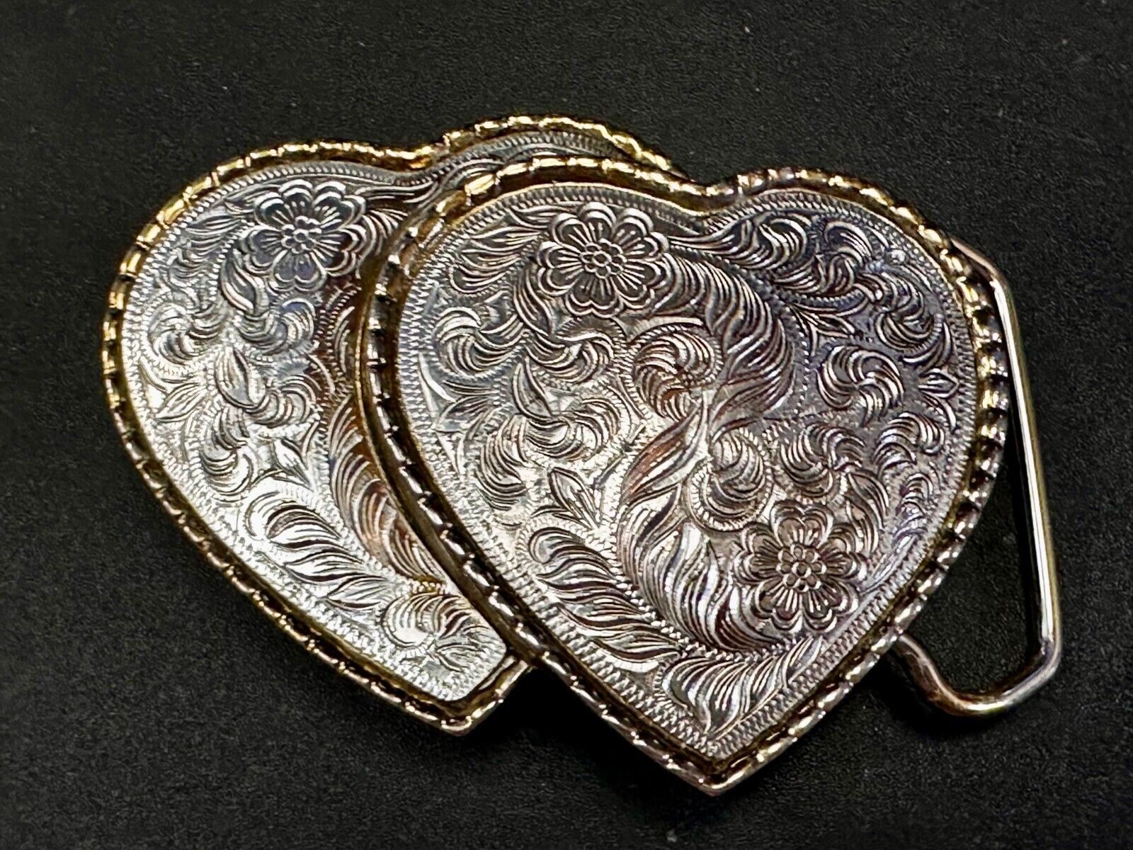 Twin Dual Hearts Flower Swirl Floral Theme Etched Western Belt Buckle W USA