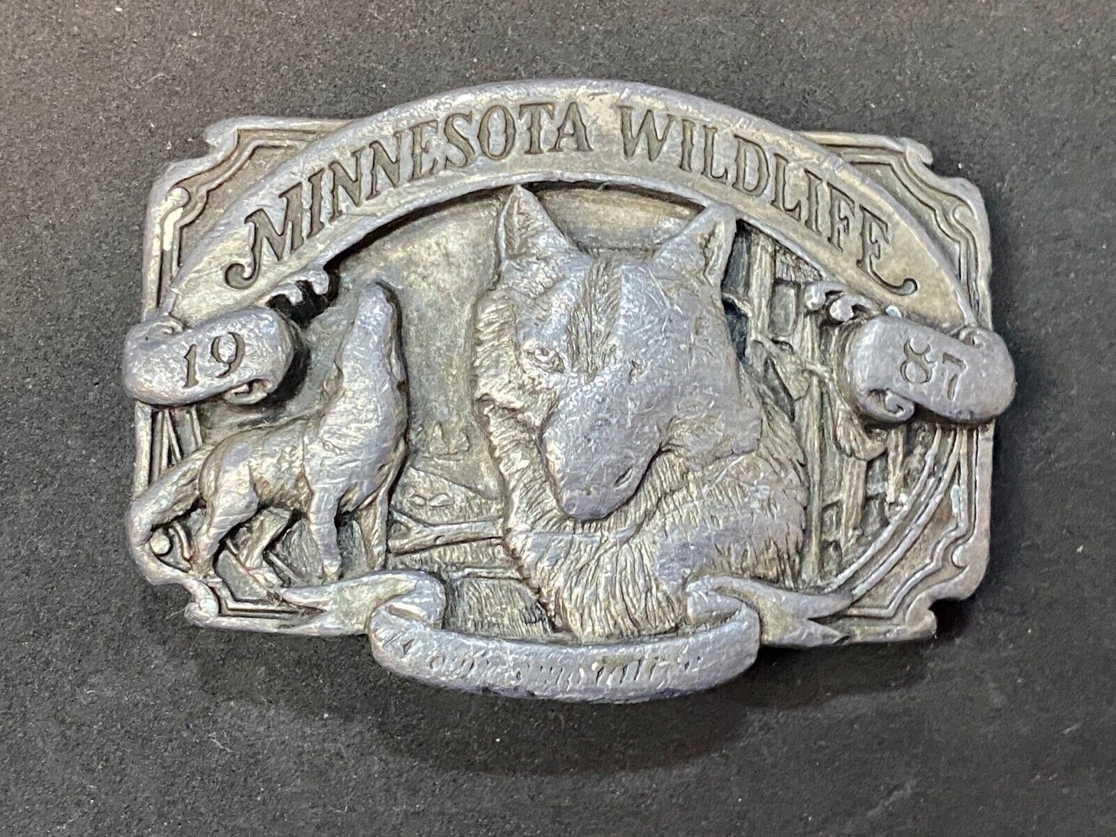 Vintage 1987 Commemorative Timber Wolf State of MN Minesota Wildlife series 