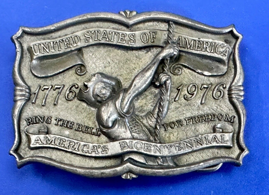 Americas Bicentennial 200 year Celebration 1976 belt buckle by Prov-Line