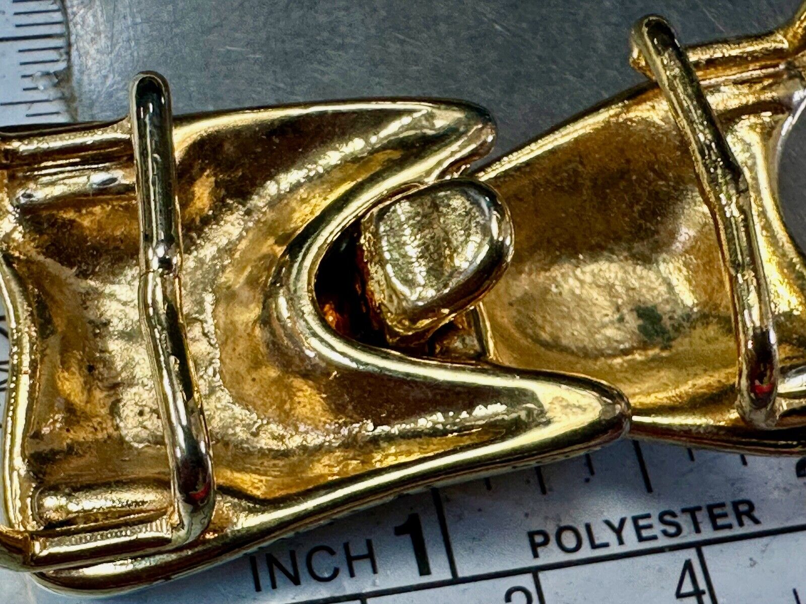 Two piece gold tone Retro shape style interconnecting vintage belt buckle