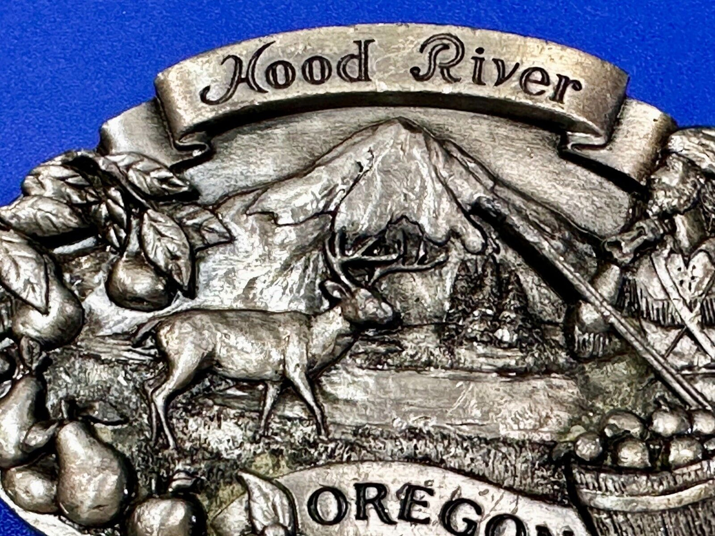 Majestic Mt. Hood River Valley Oregon Scenery Vtg 1981 Commemorative Belt Buckle
