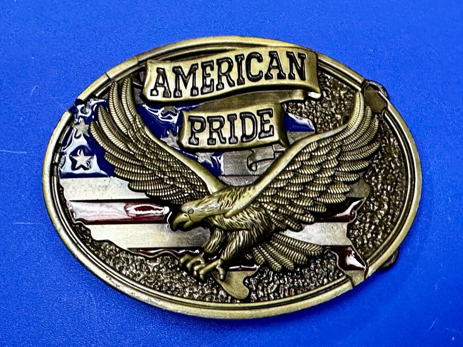 American Pride Flying Hunting Patriotic American Bald Eagle Raised Belt Buckle