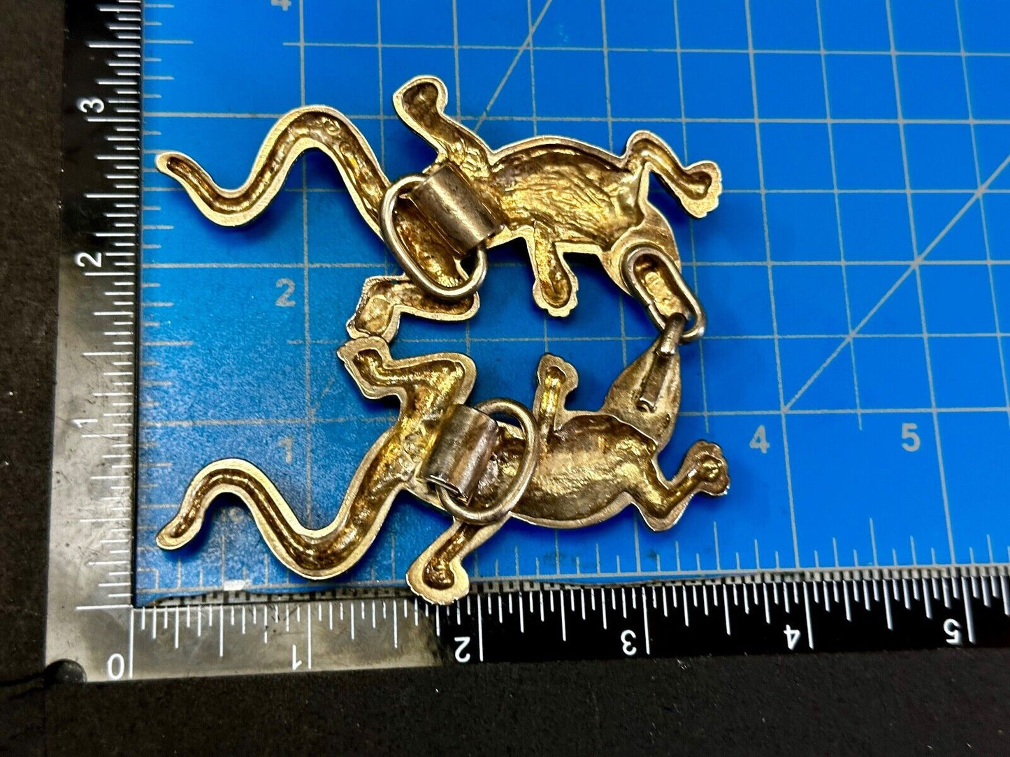 Alligators Crocodiles multi segmented gold tone large Vintage Belt Buckle Loops