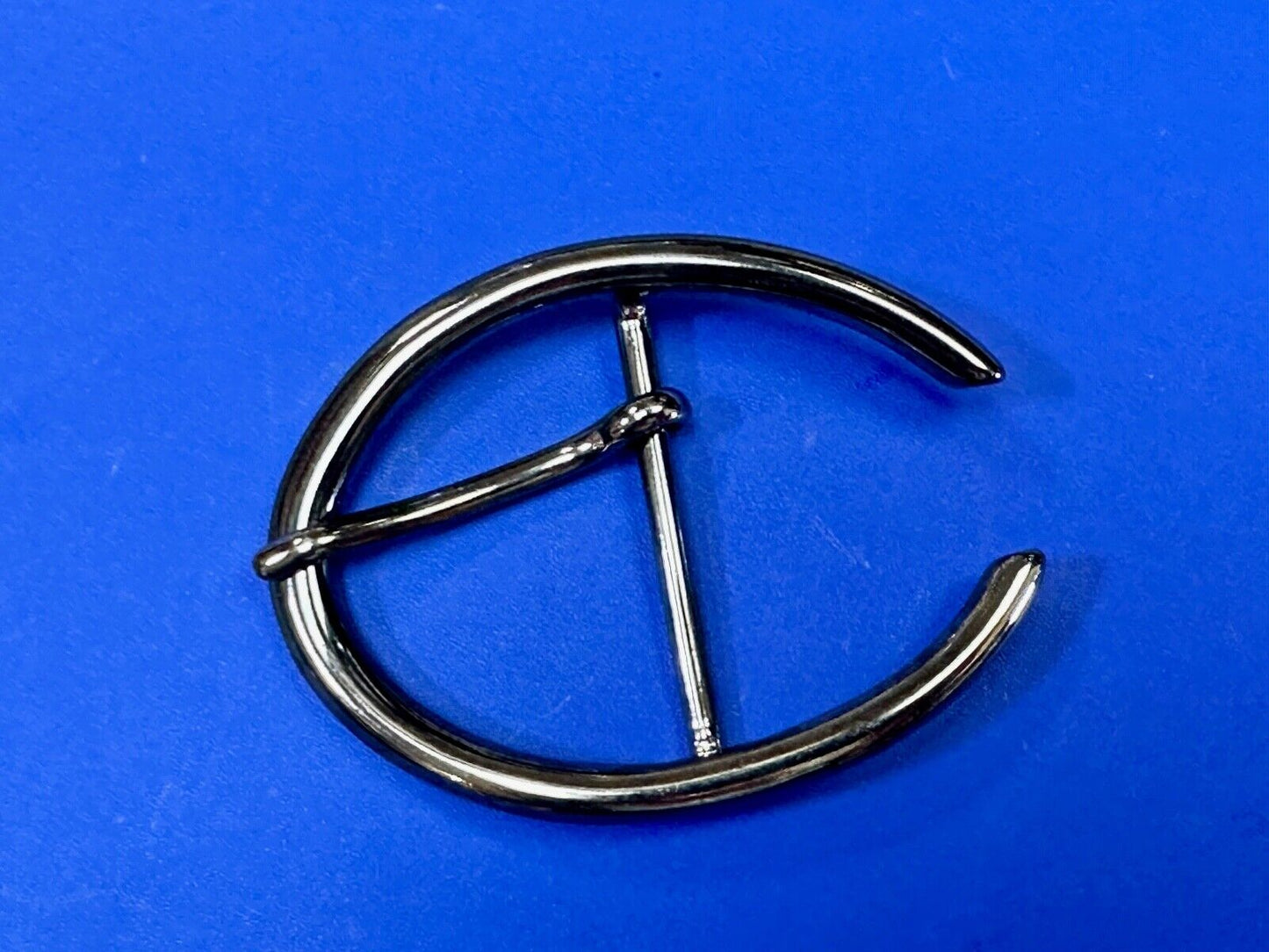 unique open oval black colored dress style belt buckle