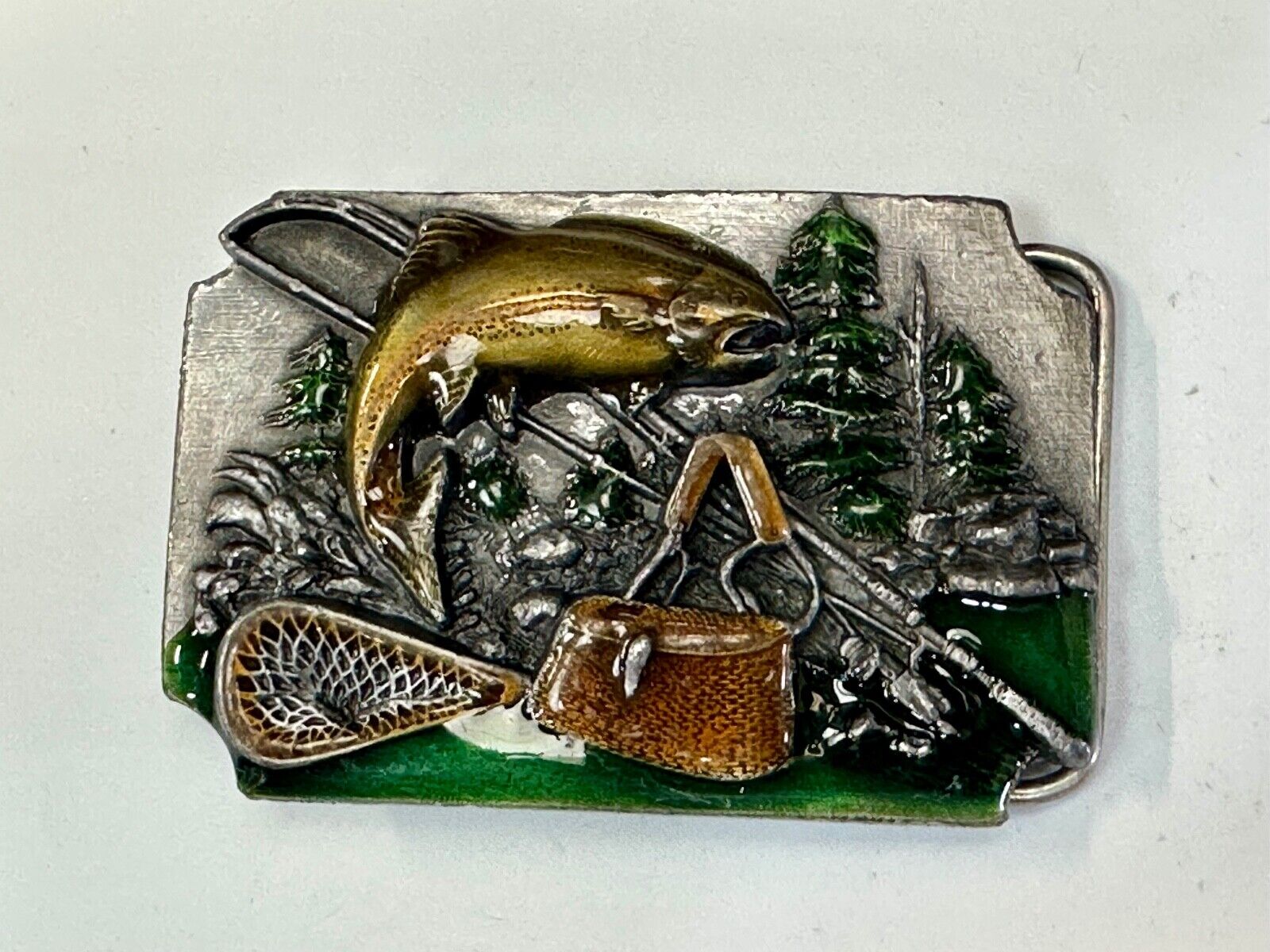 A Bad day fishing better than good day working - Vtg. Siskiyou 1989 belt buckle