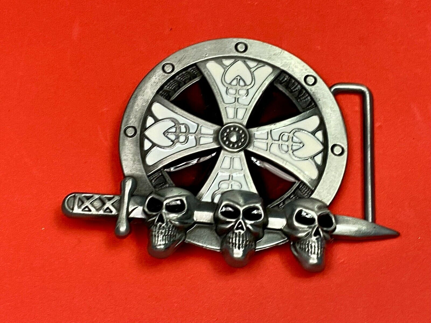 Three skulls through sword with celtic Iron Cross belt buckle