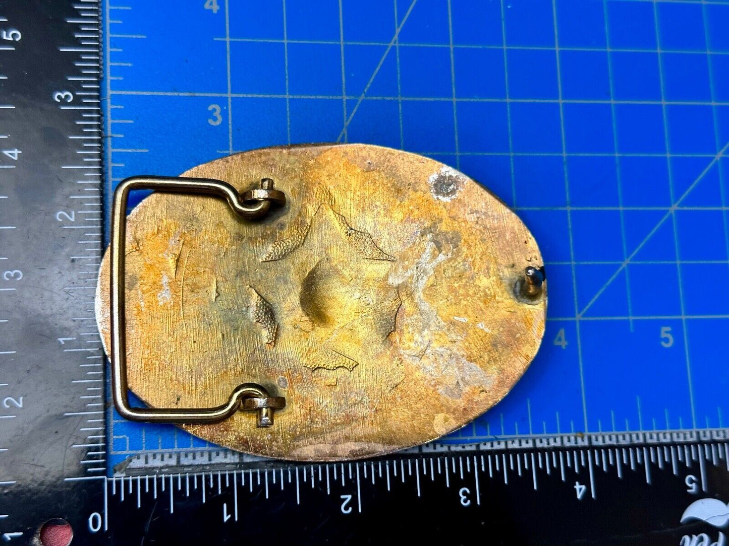 TEXAS State Pride - RAISED 3D STAR centered in brass tone oval Belt Buckle