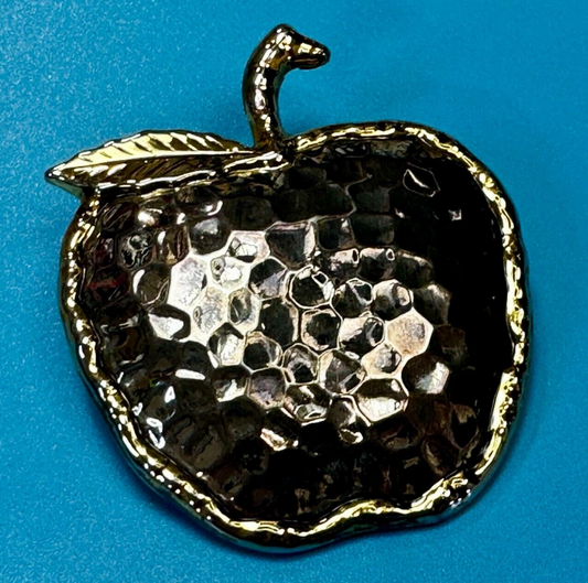 Apple Fruit Shape Hammered Texture Silver Tone Brooch Pin Signed by Best