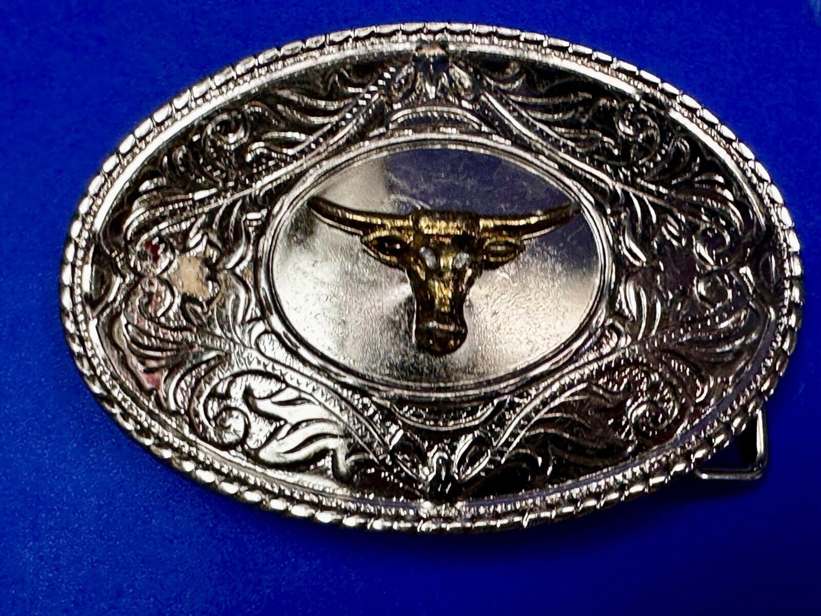 Texas Longhorn Vintage Ornate Cowboys Cowgirls Western Two Tone Belt Buckle