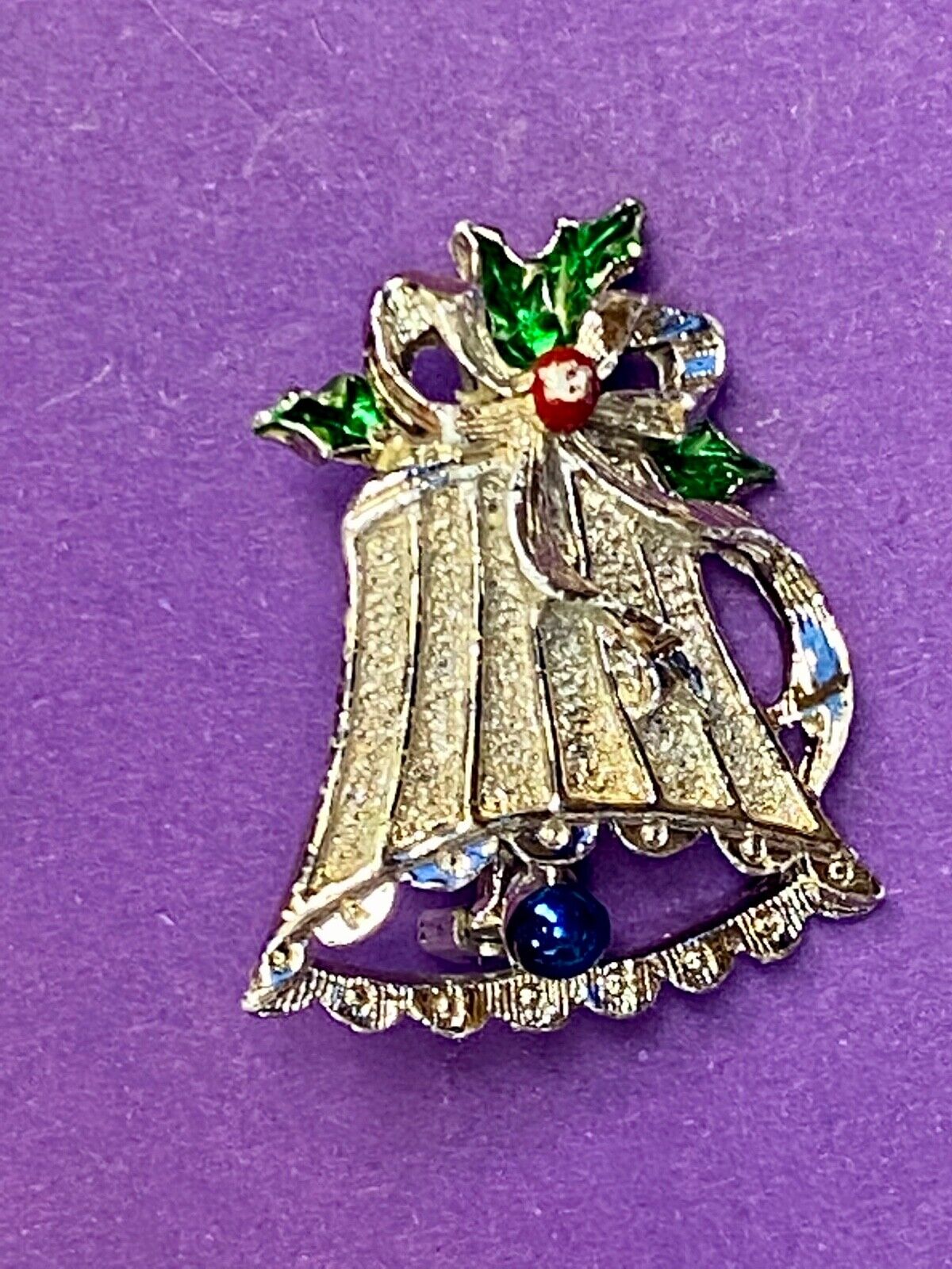 Vintage Gerry's Christmas Bell W/holly Brooch Pin Goldtone Enamel Brooch