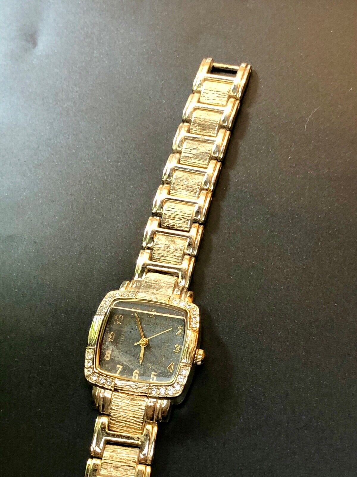 ALLUDE vintage gold tone ladies watch - fresh battery, working well 