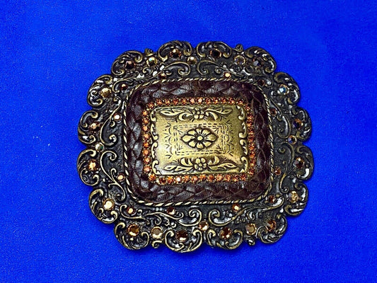 Beautiful leather & rhinestone accented Mesh center India inspired belt buckle