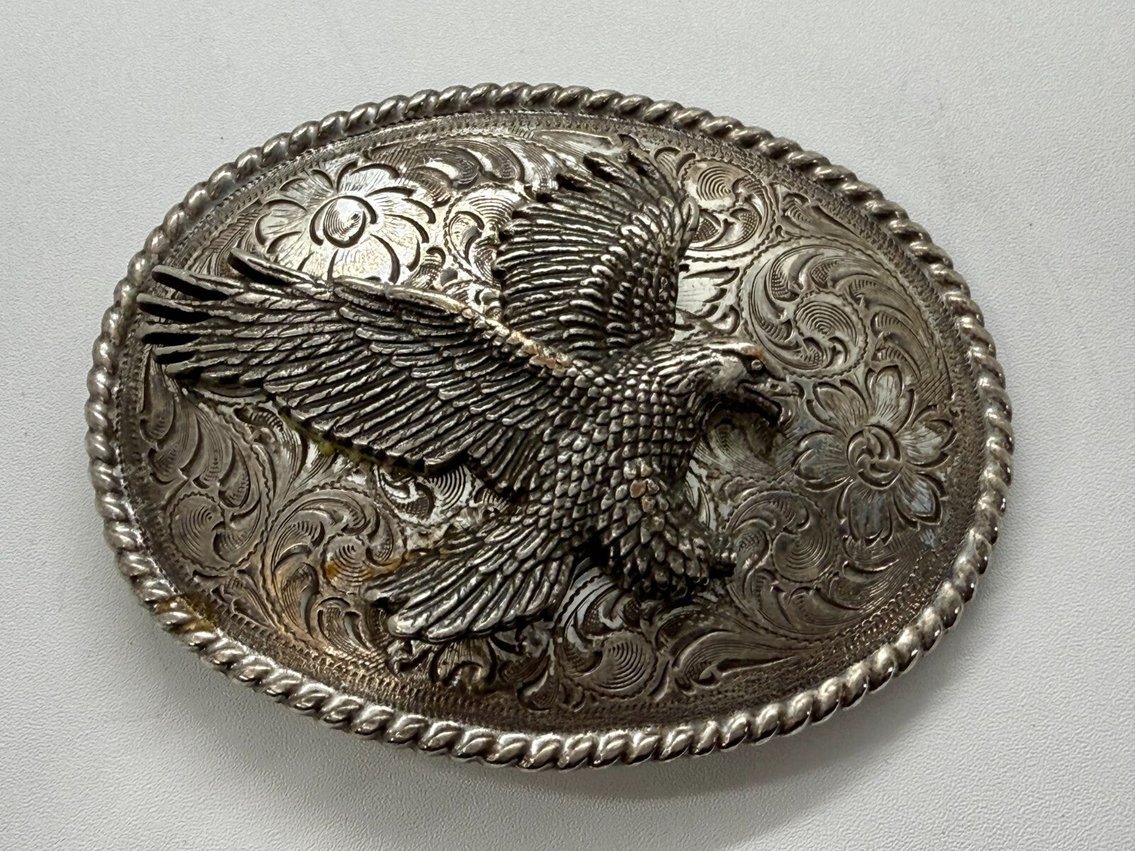 American Bald Flying Eagle Patriotic Flower Swirl Ornate Western Belt Buckle