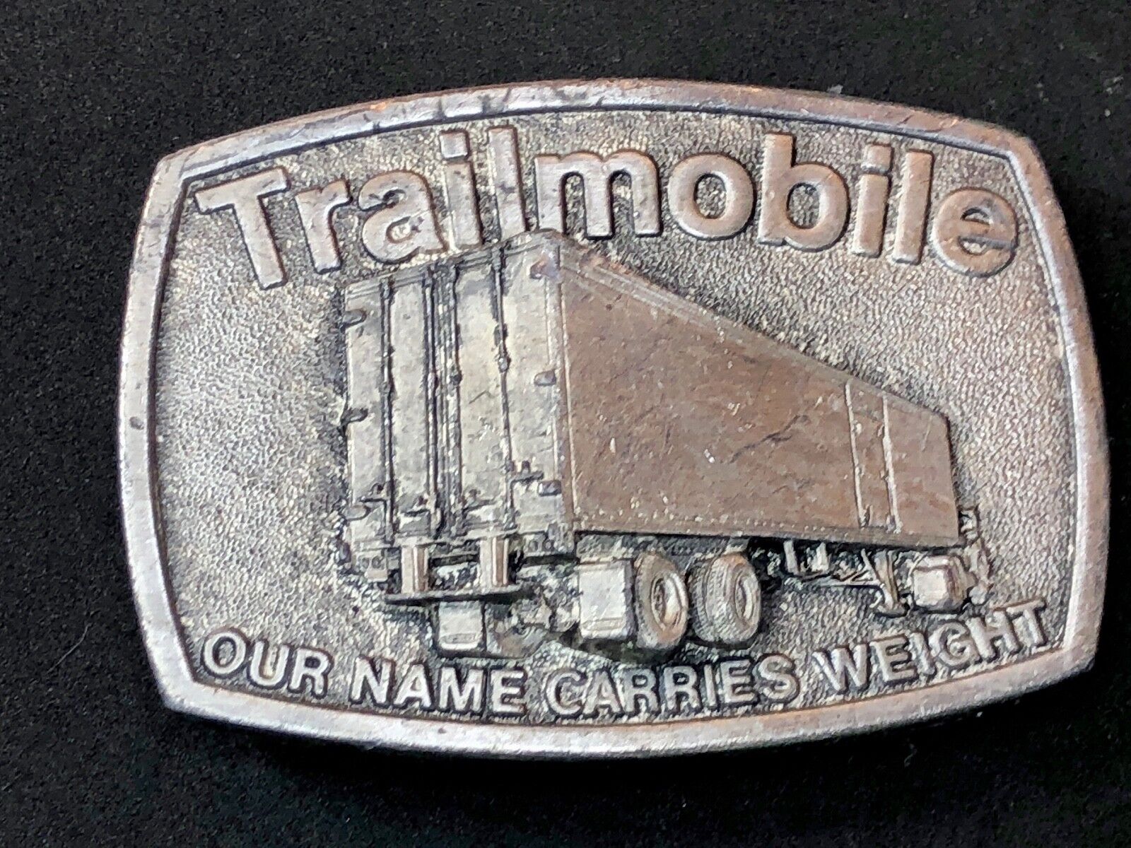 VINTAGE 1970s **TRAILMOBILE** TRUCK TRAILERS METAL BELT BUCKLE - Hauling Big Rig
