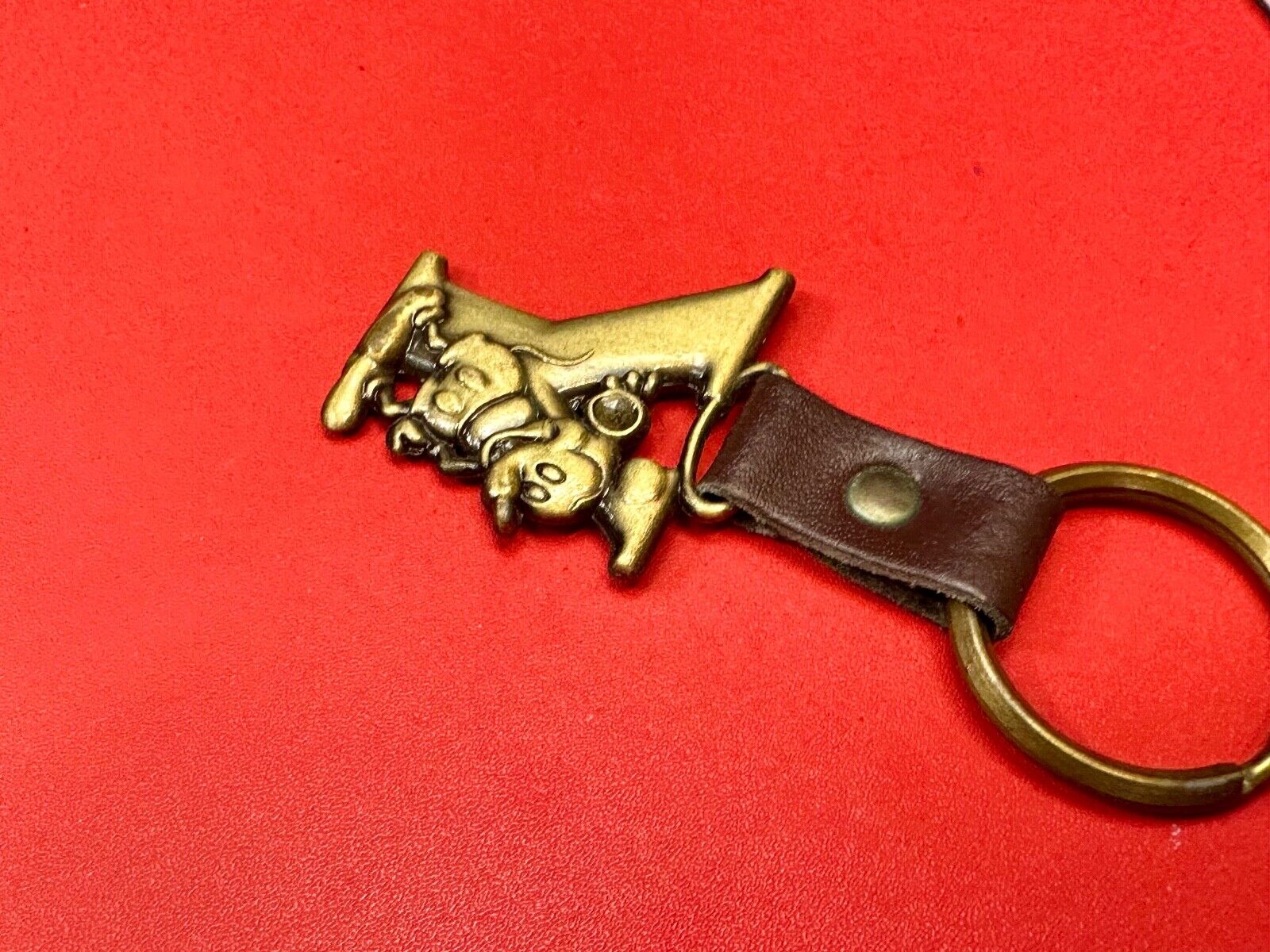 VINTAGE LETTER INITIAL Y  MICKEY MOUSE DISNEY KEYCHAIN BRASS and LEATHER FOB