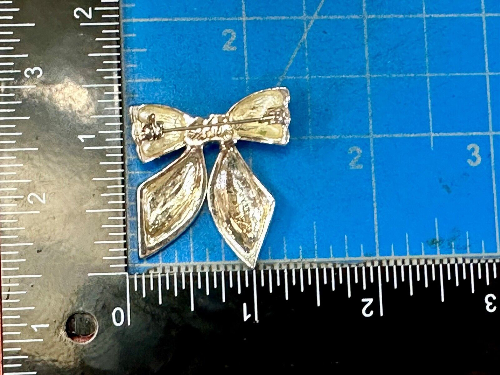 AAI Signed Vintage Brooch Pin 1.5” Bow Crystal Rhinestones Silver Tone