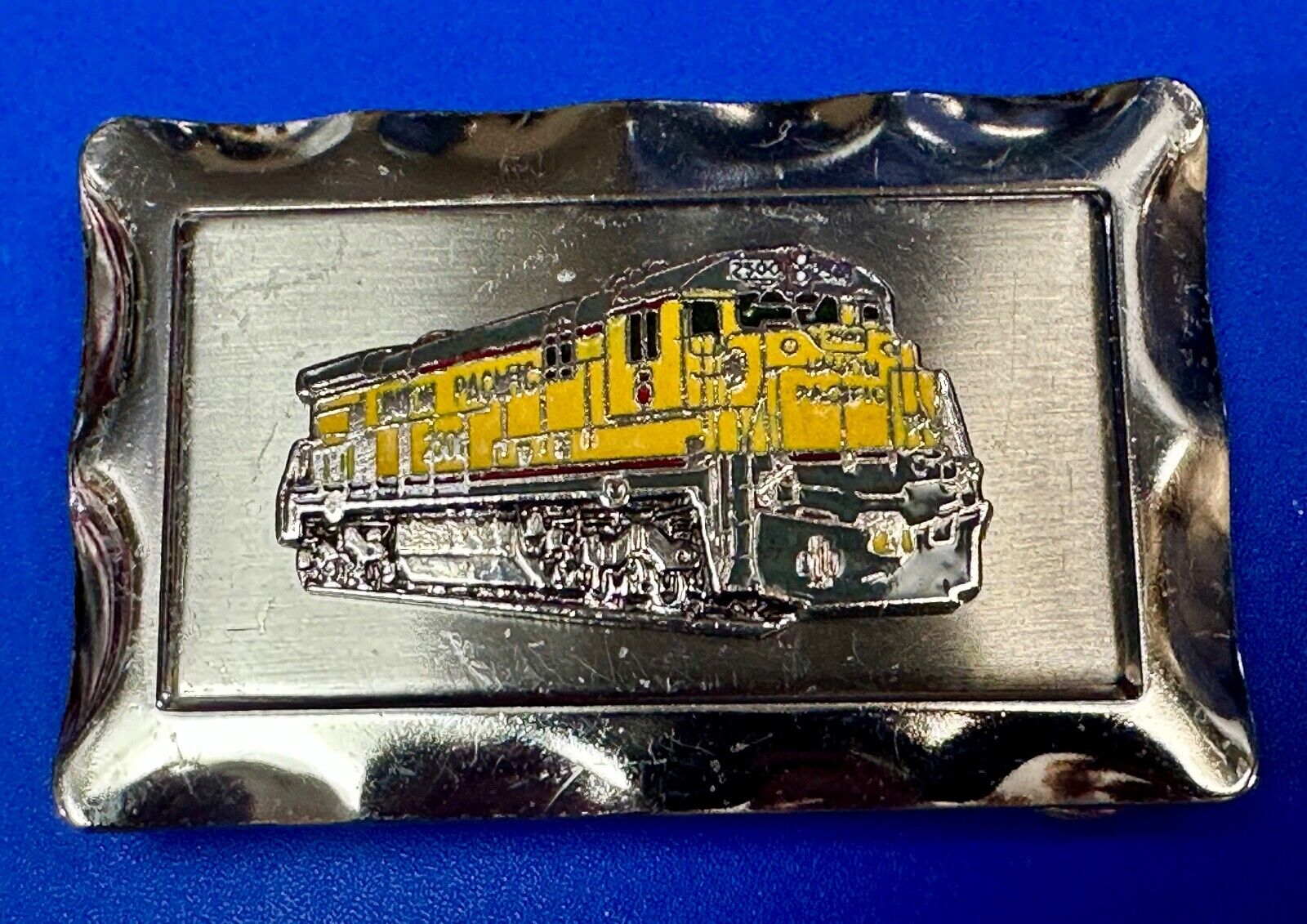 Union Pacific Yellow Train Rail Road Steam Engine silver tone vtg.  belt buckle
