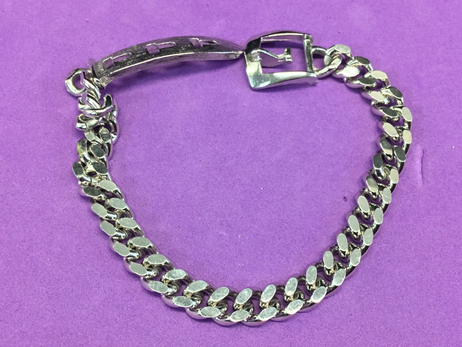 8" Silver tone link Bracelet signed Avon4