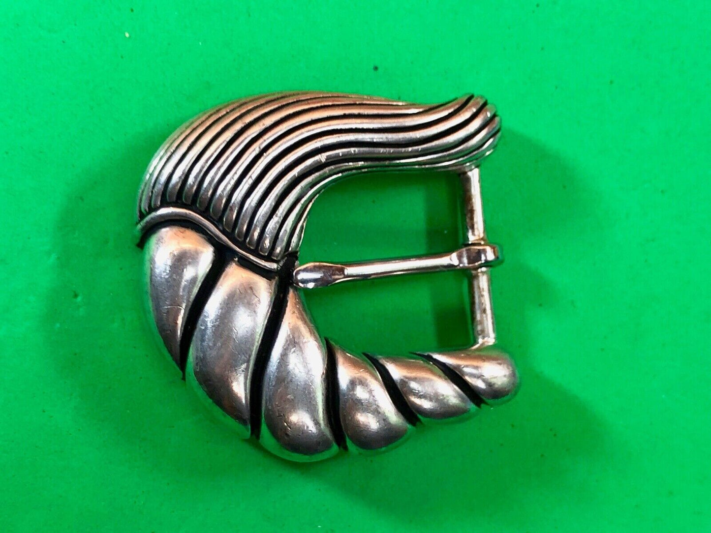Vintage  silver tone dress women’s ladies belt buckle.  #1122 Vicenza 