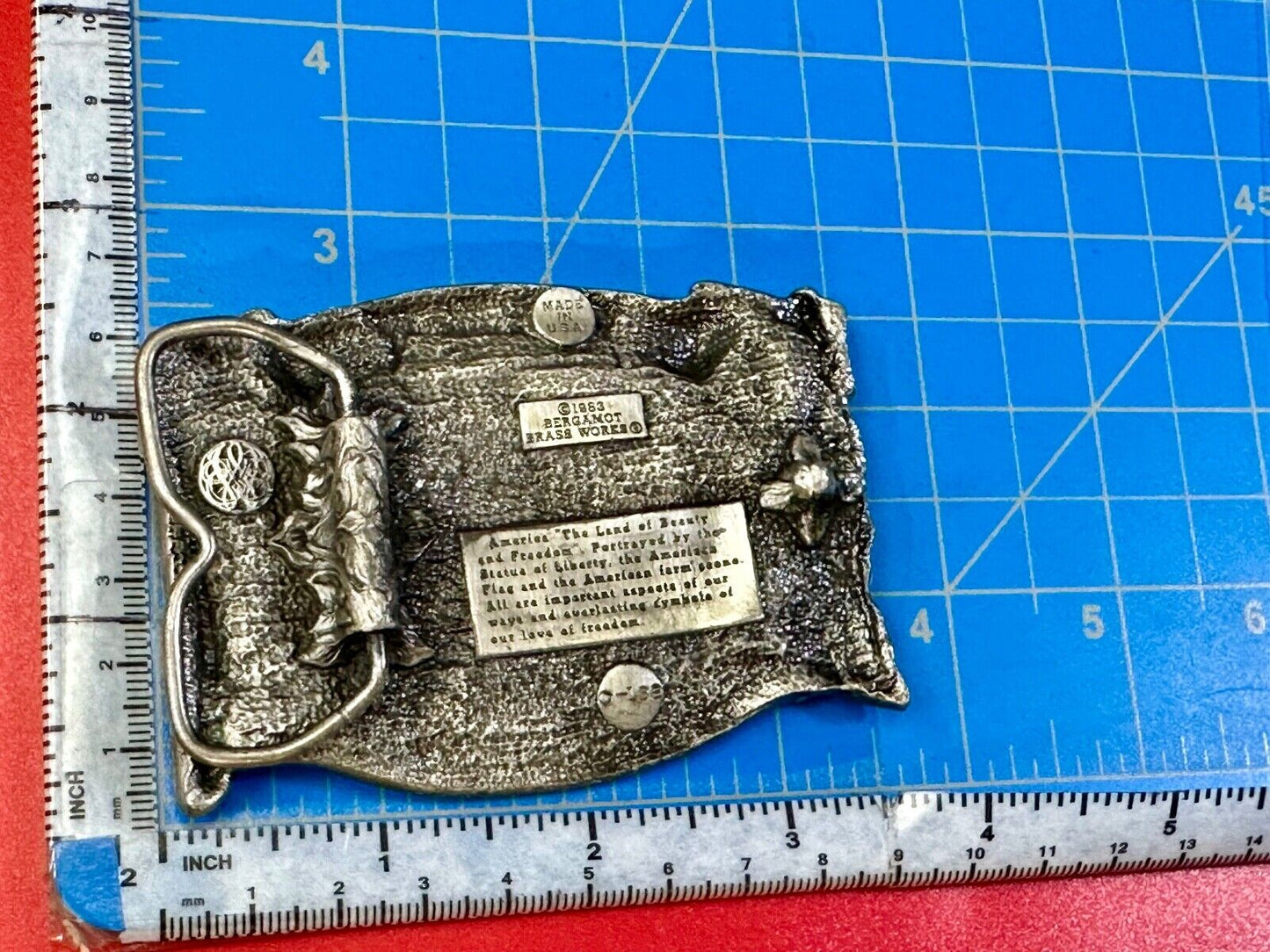 America the beautiful Patriotic United States Vintage 1983 Bergamot belt buckle