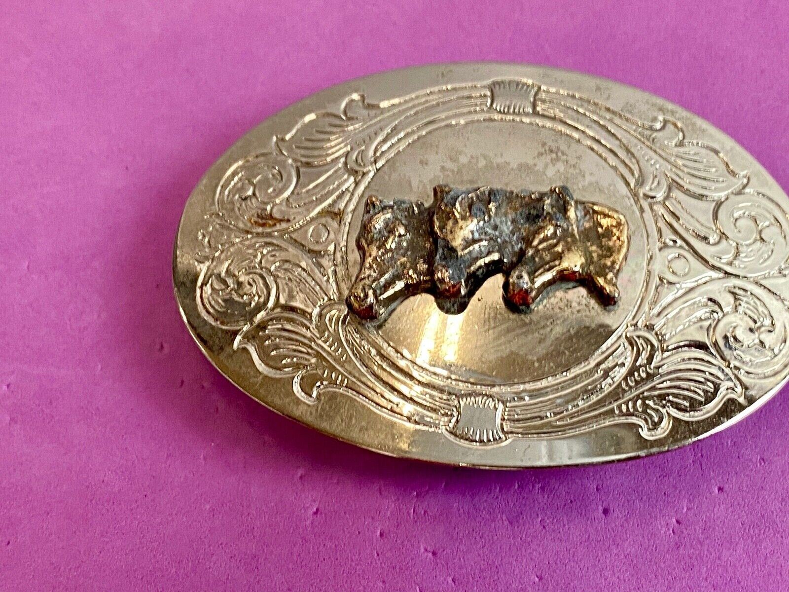 Vintage - There horse heads  bust western engraved belt buckle 