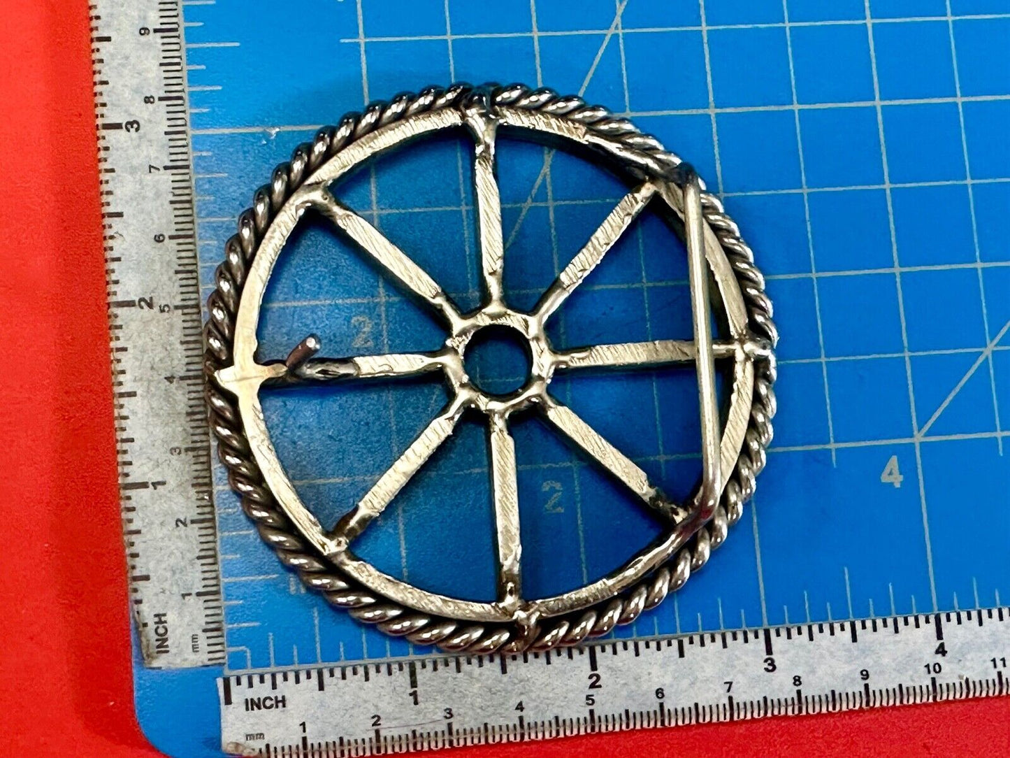 Unique Wagon Wheel Pattern Open Cut-Out Silver Tone 3" Artisan Belt Buckle
