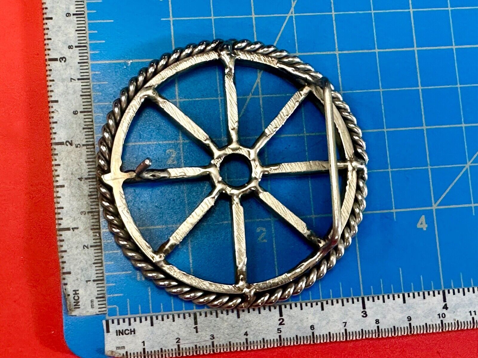 Unique Wagon Wheel Pattern Open Cut-Out Silver Tone 3" Artisan Belt Buckle