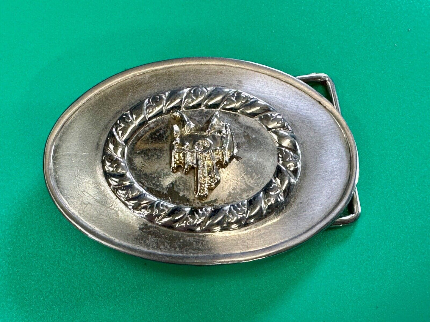 unique horse saddle Vintage oval multi ring belt buckle