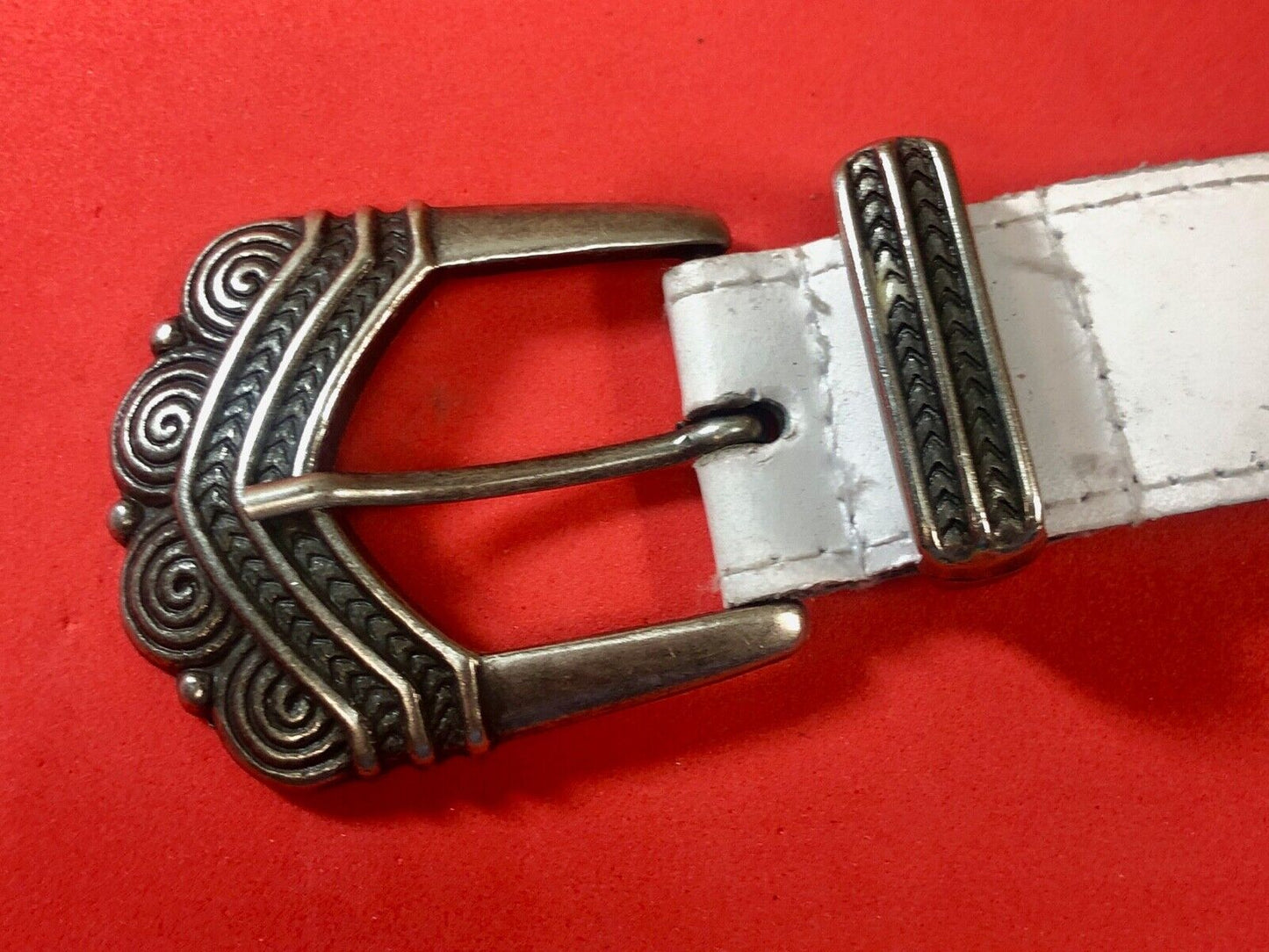Victorian or gothic silver tone?  Dress Simple metal 2 piece Belt Buckle 