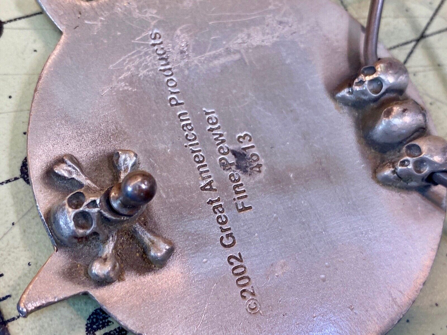 2002 Great American Products Back Star Coming From Round Pewter Belt Buckle