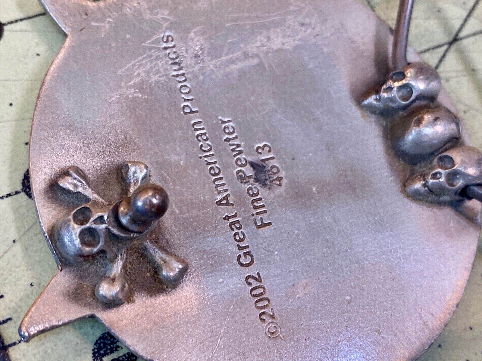 2002 Great American Products Back Star Coming From Round Pewter Belt Buckle
