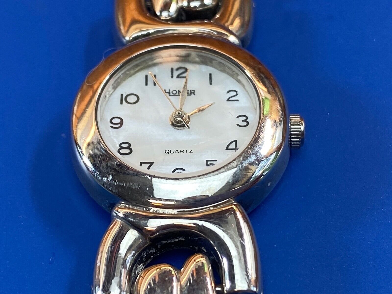 Vintage Homer women's silver tone dress watch - new battery. 