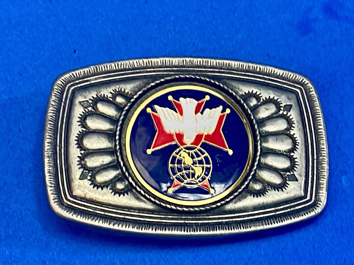 Unknown To Me Dove? As Picture Centerpiece In Southwest Vibebelt Buckle 