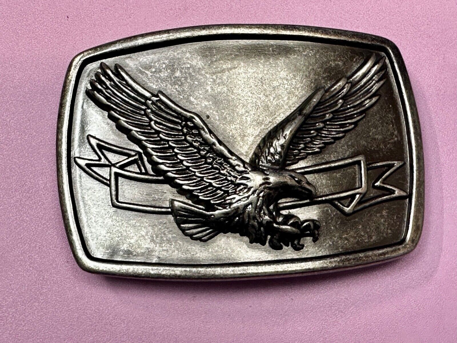 American Eagle Diving Hunting Flying With Ribbon Scroll Belt Buckle