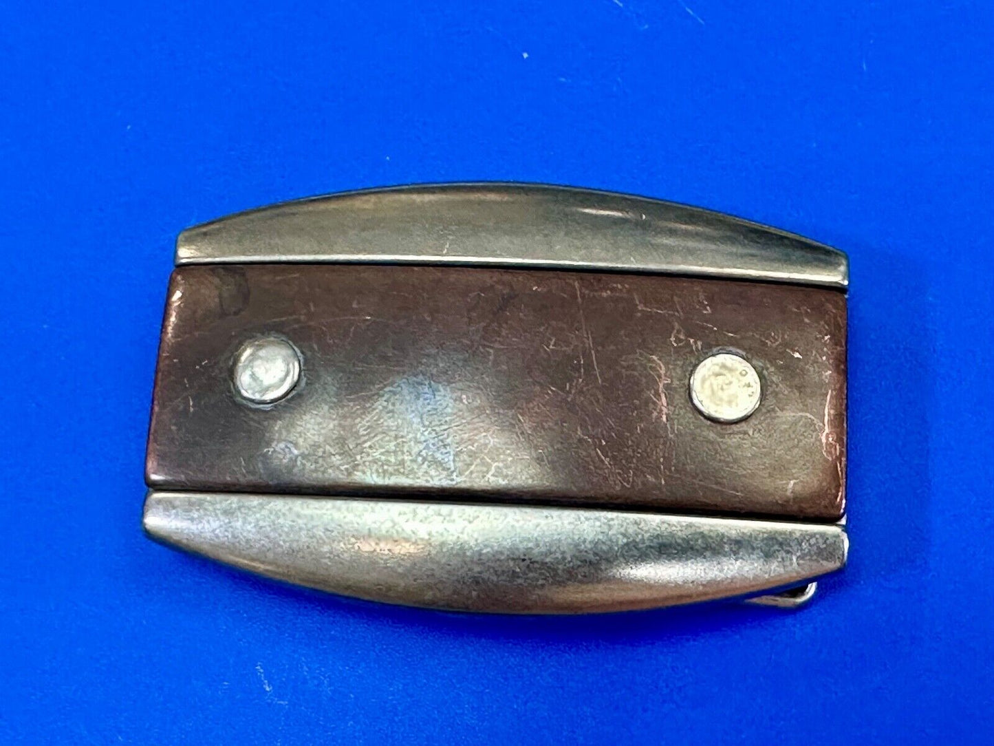 vintage Faux Wood stripe in silver tone western vibe belt buckle