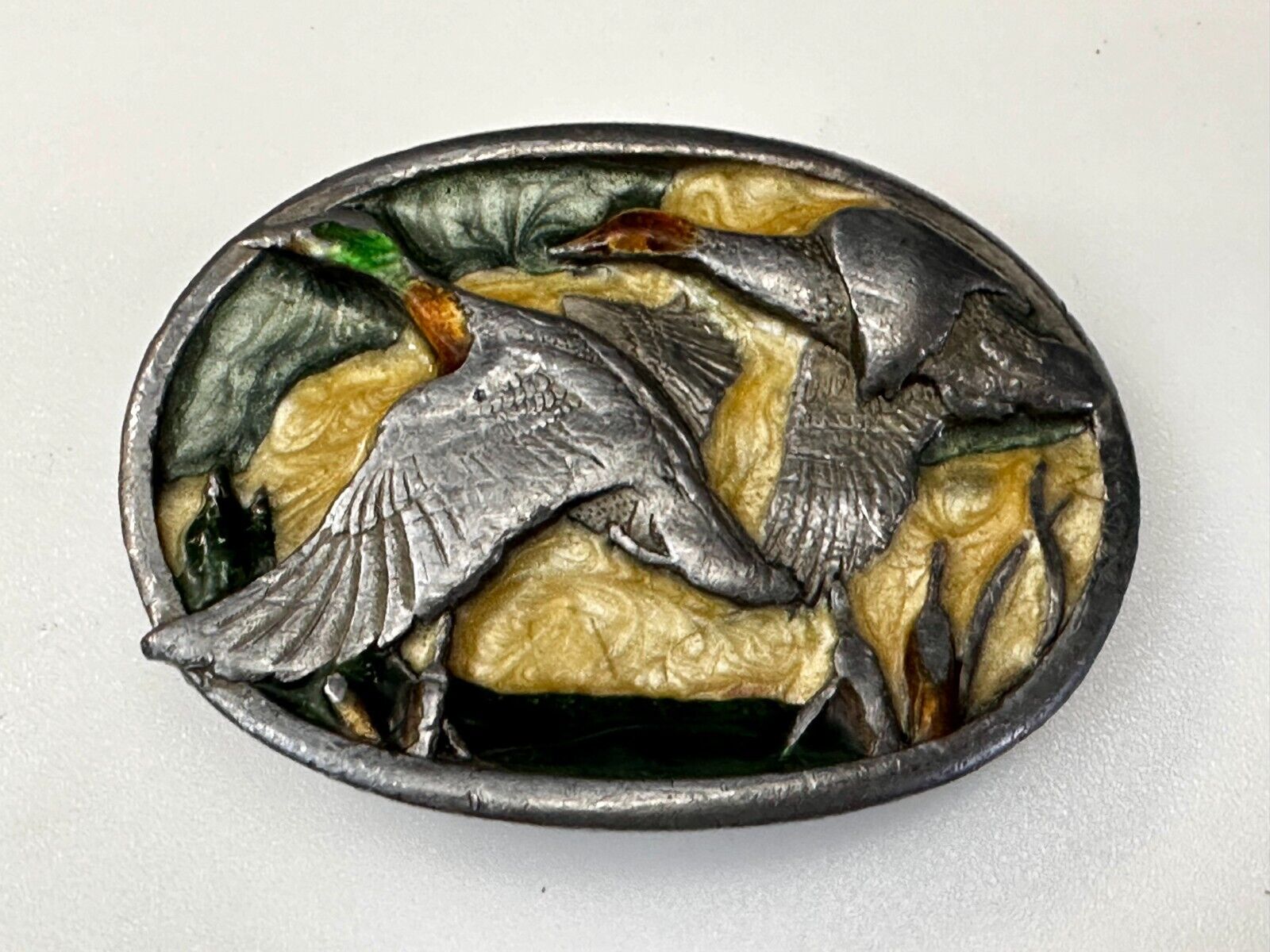 American Wild Mallards Ducks  Flying Over the Lake VTG 1983 Belt Buckle Siskiyou