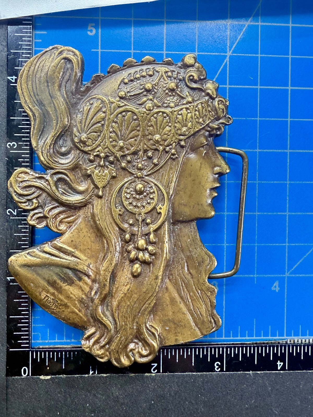 Alphonse Mucha Art Nouveau Boho Hippy Vibe Brass Tone Bergamot Belt Buckle E-60