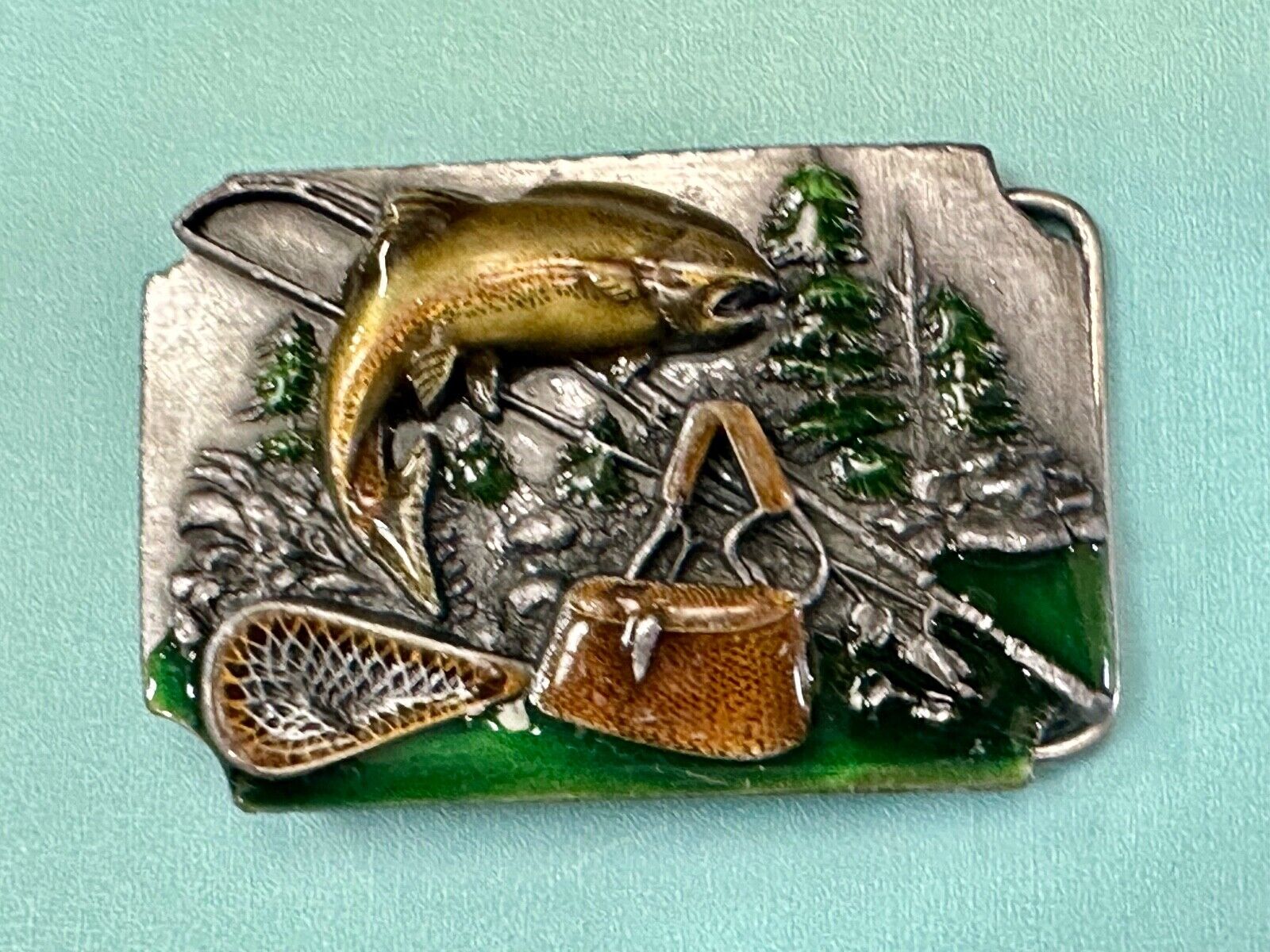 A Bad day fishing better than good day working - Vtg. Siskiyou 1989 belt buckle