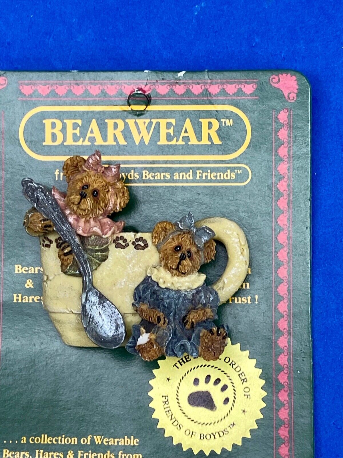 Tea Time, Adorable Boyds Bears & Friends Bearware Collection Pin / Brooch 